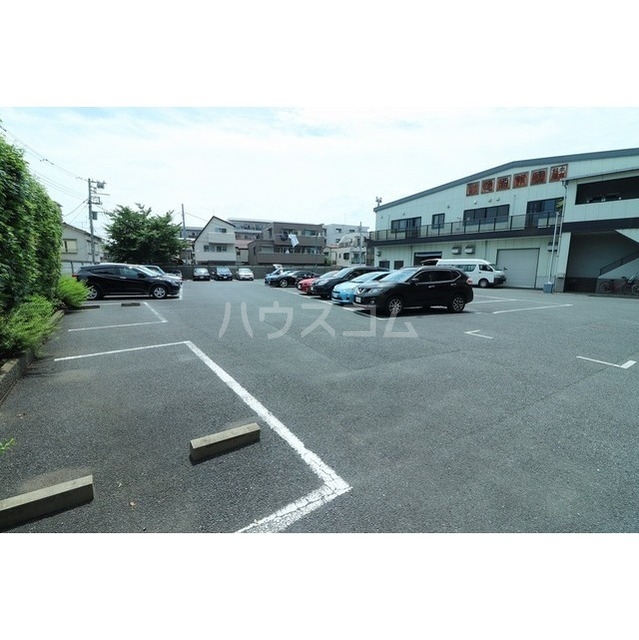 15/24 駐車場