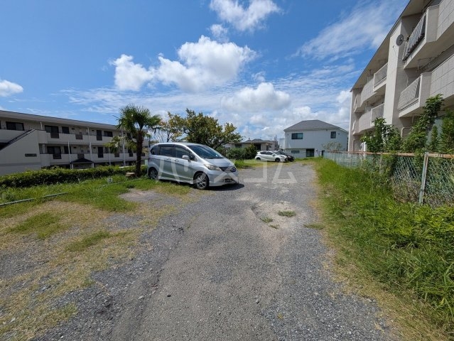 23/25 駐車場