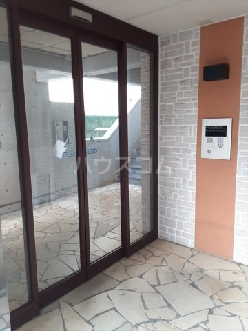 22/24 エントランス