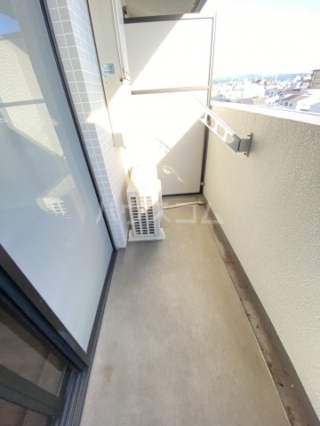 17/28 バルコニー