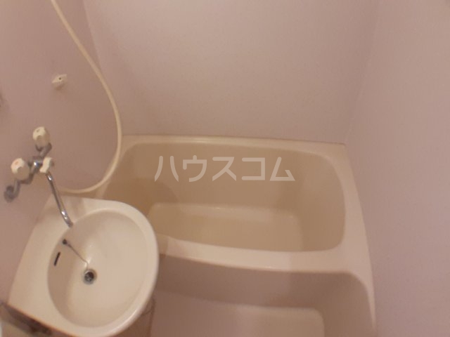 14/30 浴室