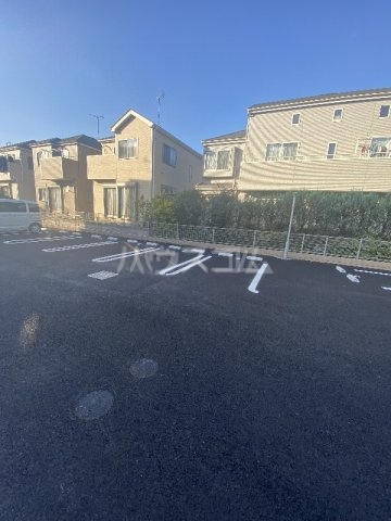 28/30 駐車場