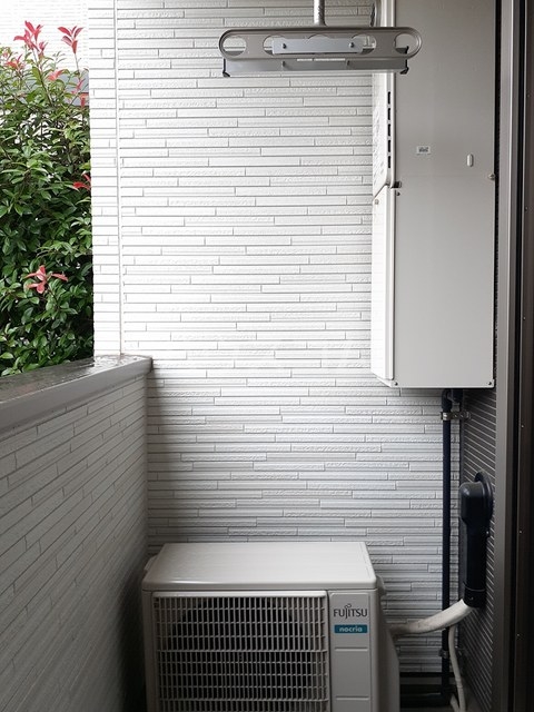 20/30 バルコニー