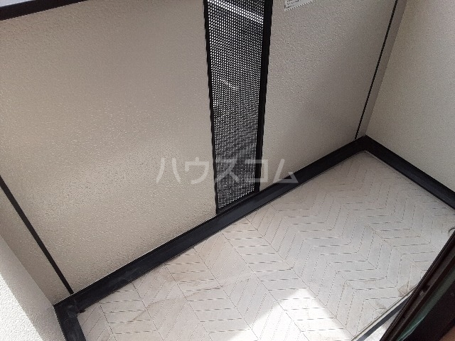 15/23 バルコニー