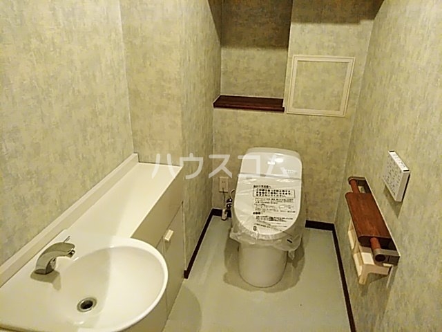 20/30 トイレ