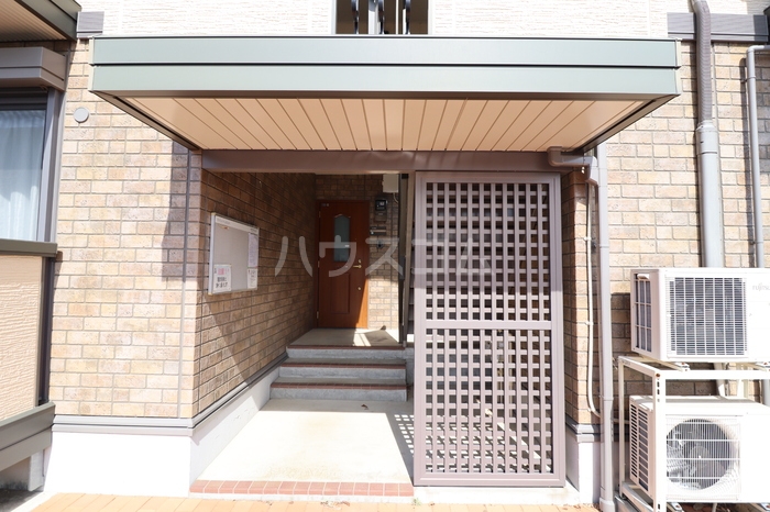 17/21 エントランス