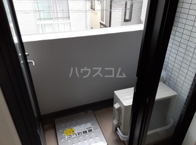 20/30 バルコニー