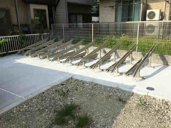 22/25 駐車場