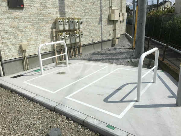 23/25 駐車場