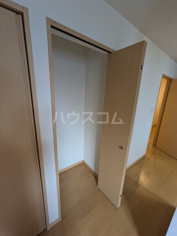 13/30 収納