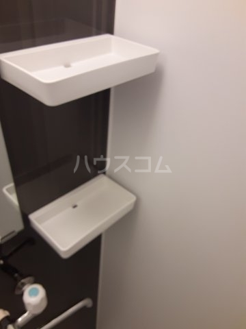 17/28 洗面