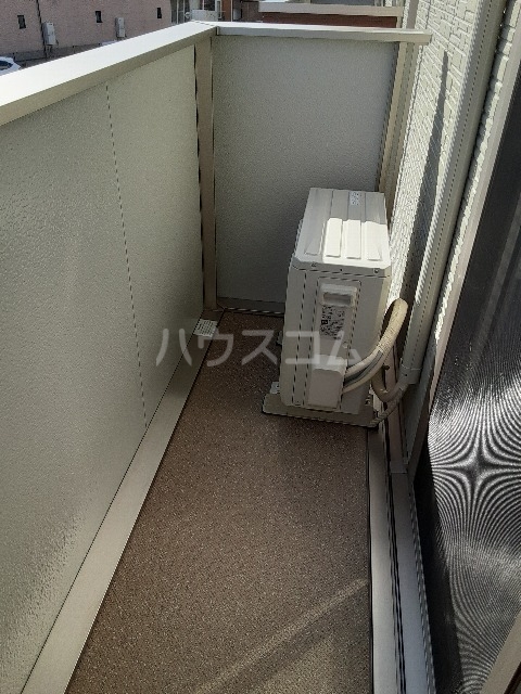 23/30 バルコニー