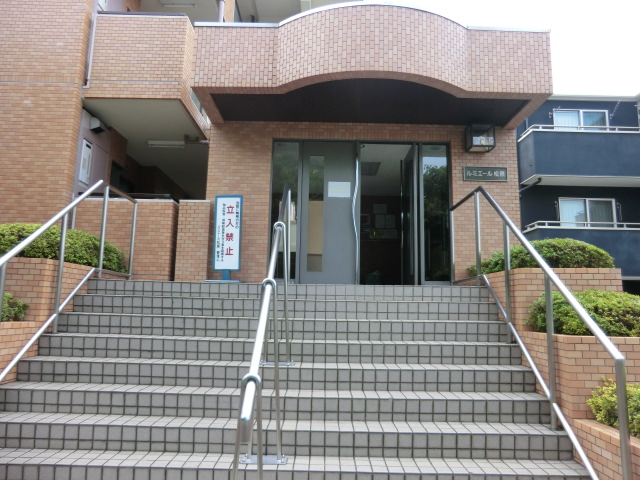 17/24 エントランス