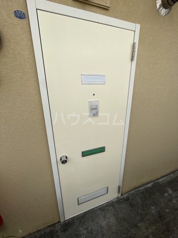 18/20 エントランス