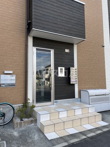 2/3 エントランス