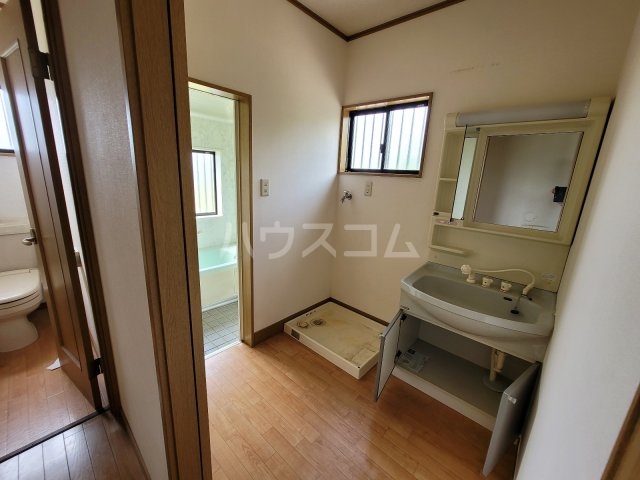 14/30 洗面