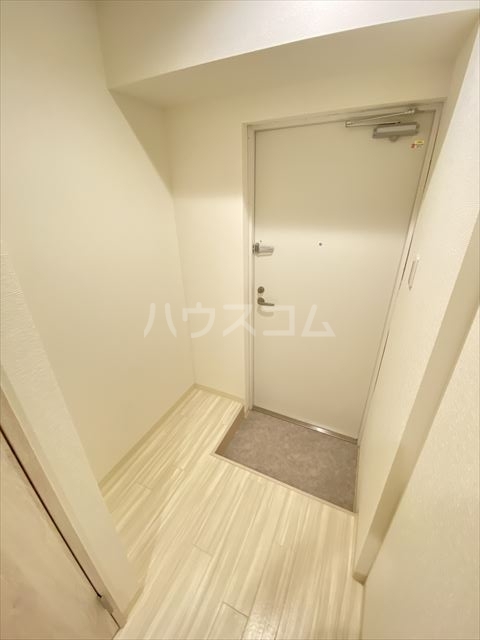 14/30 玄関