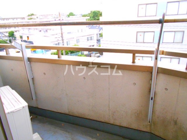 18/27 バルコニー