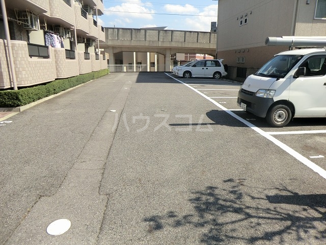 20/22 駐車場