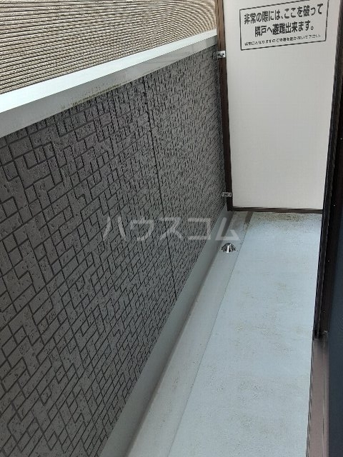 15/23 バルコニー