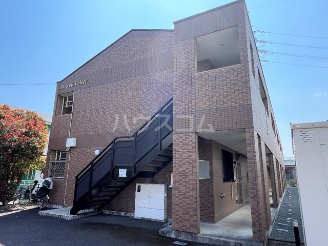 24/27 エントランス