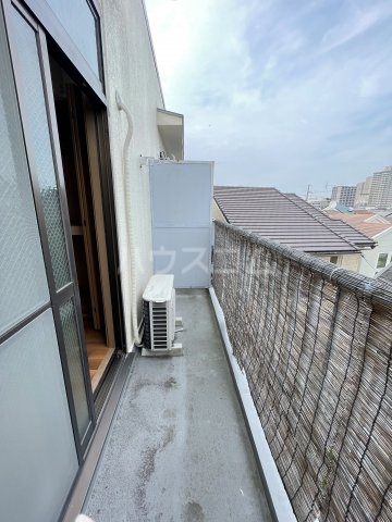 17/23 バルコニー