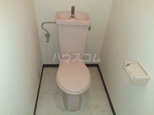 13/30 トイレ