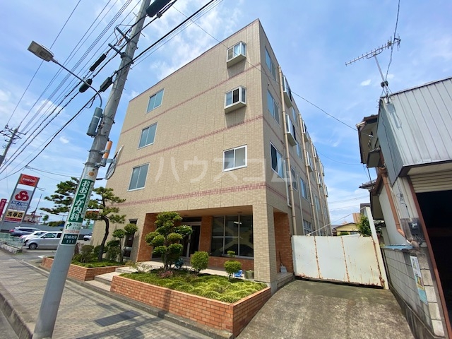 19/20 エントランス