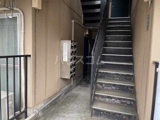 20/22 エントランス