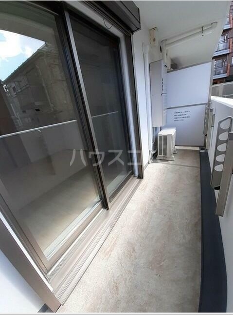 13/22 バルコニー