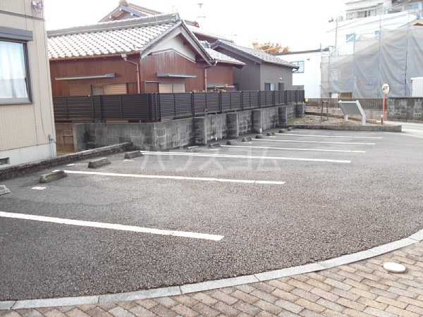 3/8 駐車場