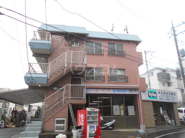 2/4 エントランス