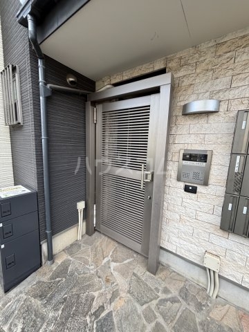 29/30 エントランス