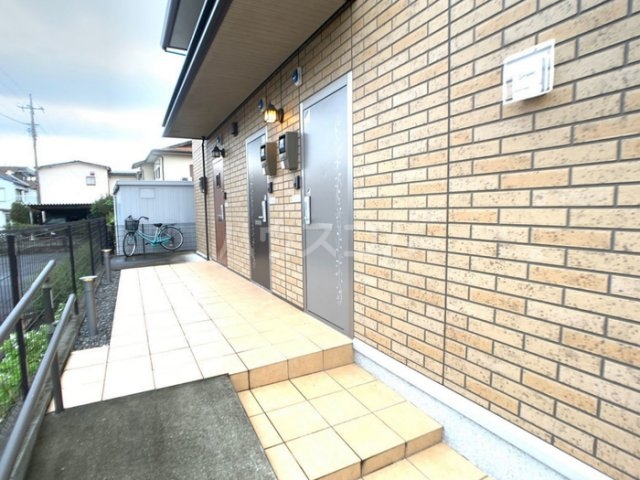 17/18 エントランス