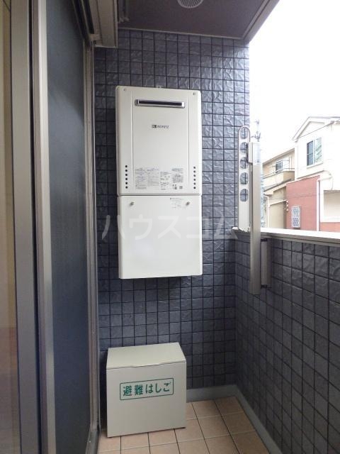 18/27 バルコニー