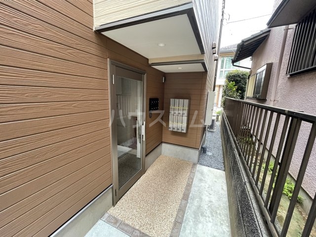 20/28 エントランス