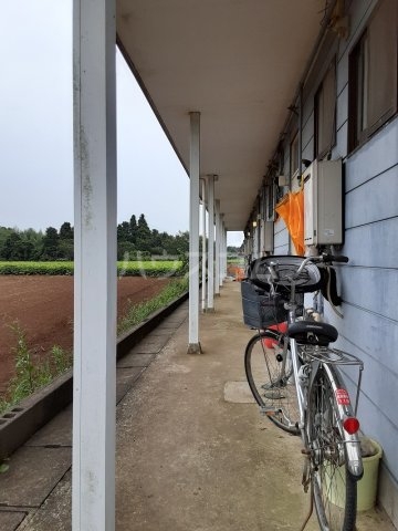 28/30 エントランス