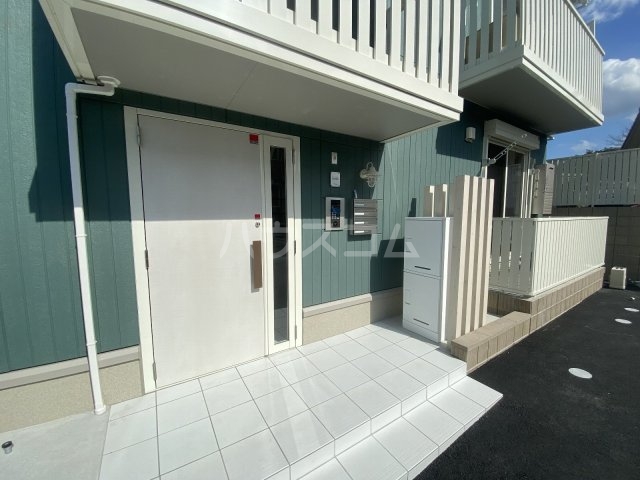 26/30 エントランス