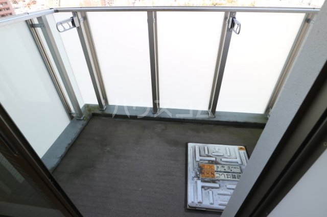 13/21 バルコニー