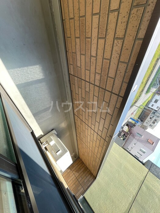 20/27 バルコニー