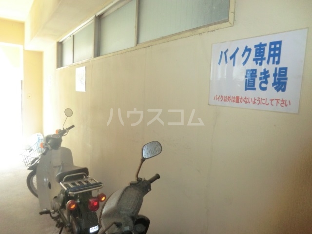 20/28 エントランス