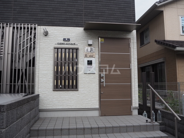 29/30 エントランス