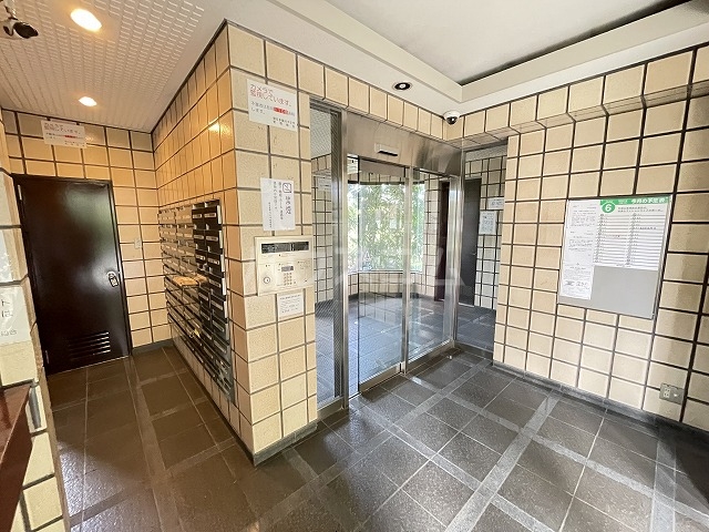 21/24 エントランス