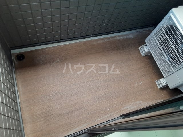 15/28 バルコニー