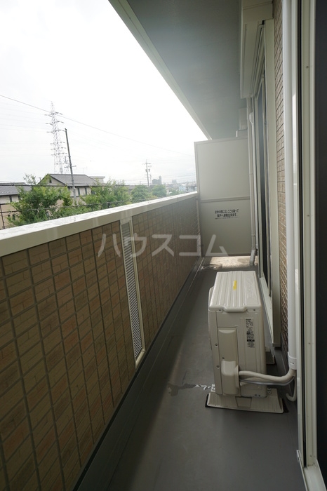 13/20 バルコニー