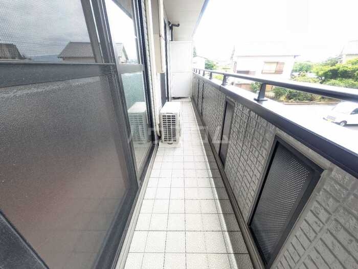 16/20 バルコニー