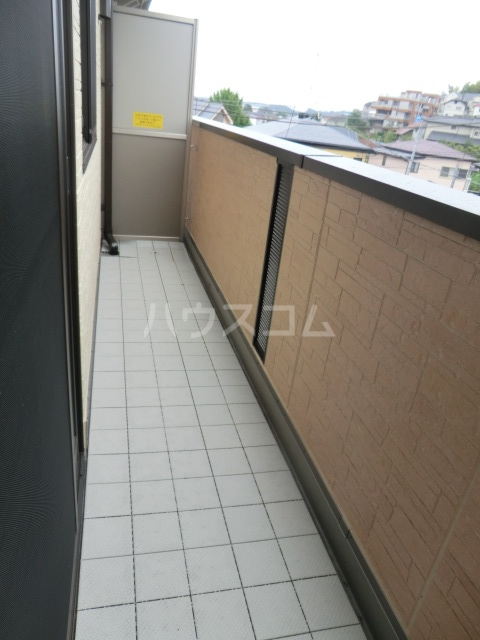 13/23 バルコニー