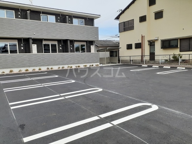 16/22 駐車場