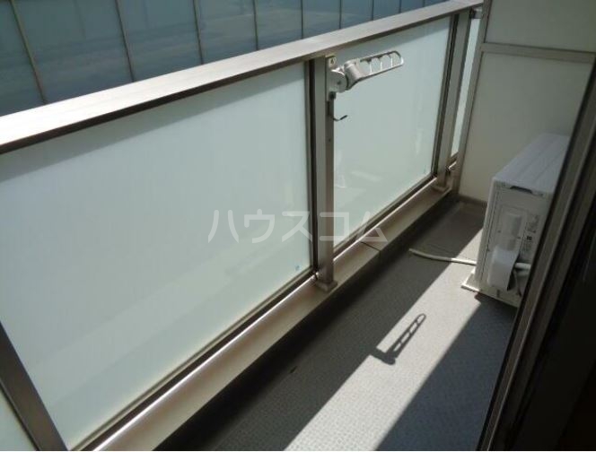 13/19 バルコニー