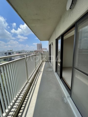 23/30 バルコニー